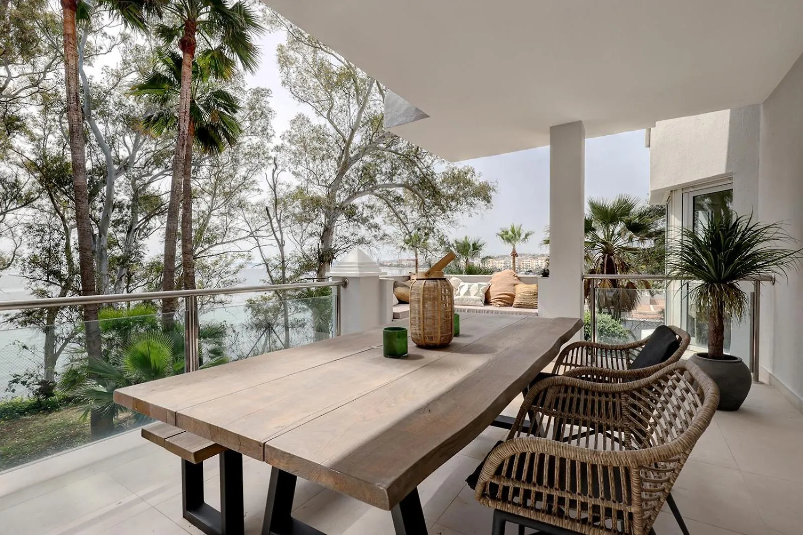 Renovated Apt Aranja: With Big Balcony And Sea View Estepona Apartment